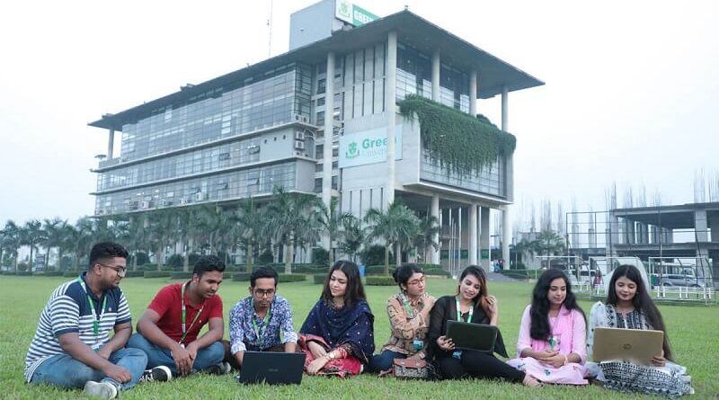 গ্রিন ইউনিভার্সিটি অব বাংলাদেশে চলছে এডমিশন কার্নিভাল