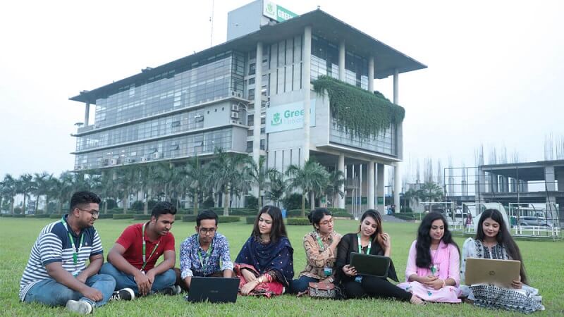 গ্রিন ইউনিভার্সিটিতে কেন পড়বেন টেক্সটাইল ইঞ্জিনিয়ারিং 